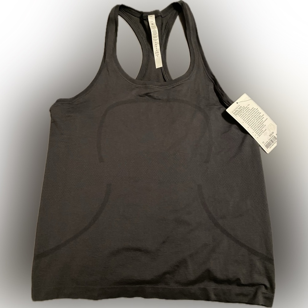 NWT lululemon Swiftly tank!